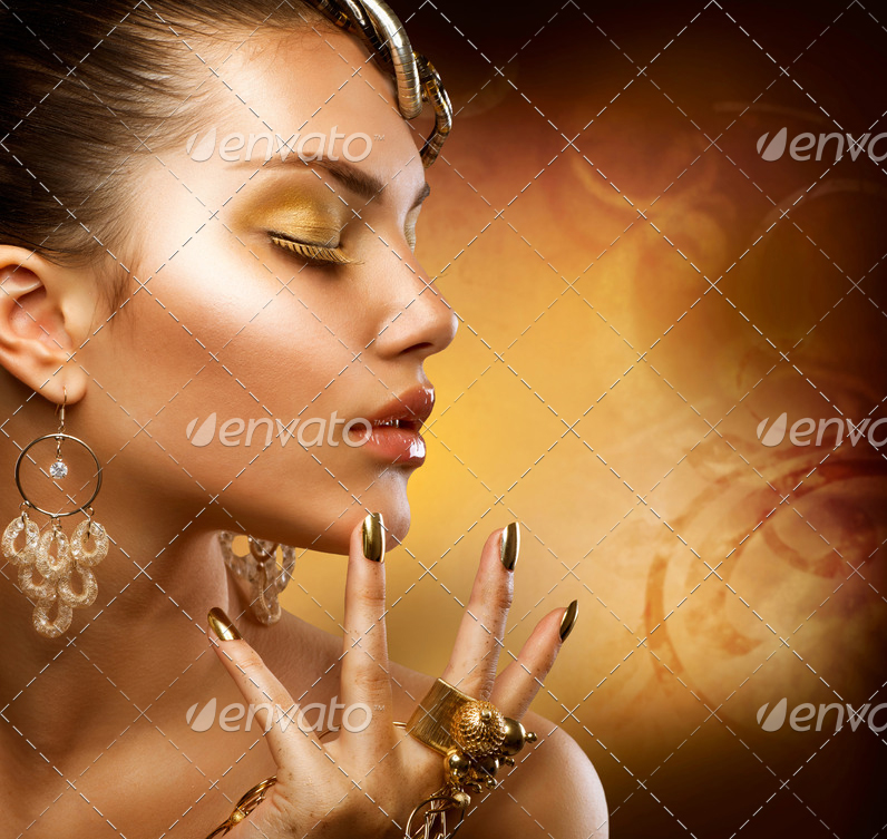 Gold Makeup. Fashion Girl Portrait